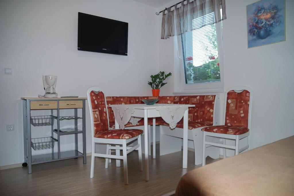 Rooms-Apartments Stojanovic Блед Номер фото